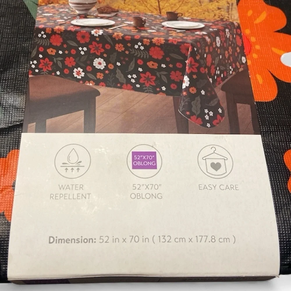 Kirkton House Vinyl FloralTablecloth - Picture 2 of 3
